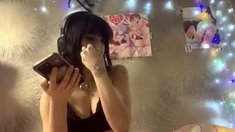 Poly online show from 02/21/26, 07:04