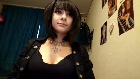 Poly online show from 02/26/26, 03:00