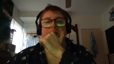 HandicappedLaugher online show from 12/04/24, 04:38