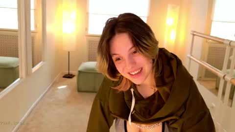 Emma online show from 06/02/26, 12:18
