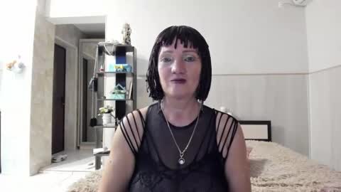 Snapshot of truefoxyyy chatting on 09/22/25, 06:10 Fox online show from 09/22/25, 06:10