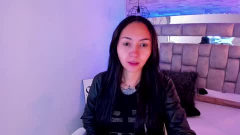   online show from 12/18/24, 12:07