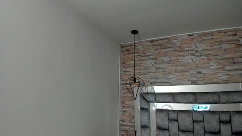   online show from 01/15/25, 12:04