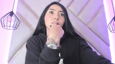   online show from 02/06/25, 03:41