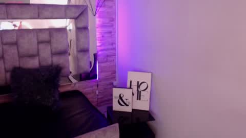   online show from 02/07/25, 06:24