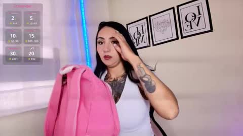   online show from 10/07/25, 05:43