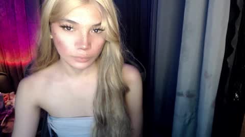 ts_athisa online show from 10/25/25, 11:51