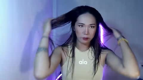 ts_kimmy69 online show from 11/12/25, 12:05