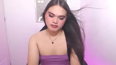 Snapshot of ts_lovelicious chatting on 10/29/25, 02:58 ts_lovelicious online show from 10/29/25, 02:58