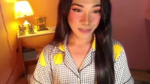 Snapshot of ts_romantika69 chatting on 01/04/25, 06:19 The Girl Named Romantika online show from 01/04/25, 06:19