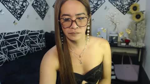 akesha online show from 03/01/25, 01:18