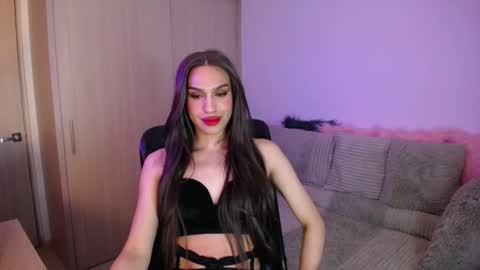 Snapshot of tsalexafeet chatting on 12/20/25, 02:51 TS Alexa Feet online show from 12/20/25, 02:51