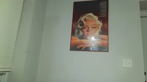 Snapshot of tsamberwhite007 chatting on 01/05/25, 07:28 Amber White online show from 01/05/25, 07:28