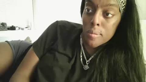 Amber White online show from 05/12/26, 06:54