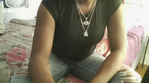 Amber White online show from 06/18/26, 01:17