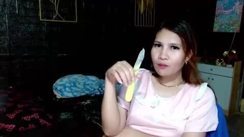 SHENA  online show from 04/01/26, 04:24