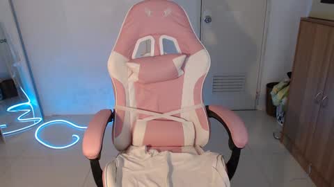 Snapshot of tsgilian_exoticbeauty chatting on 12/30/24, 12:11 tsgilian_exoticbeauty online show from 12/30/24, 12:11