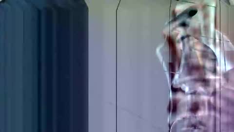 Snapshot of tshepobasson1 chatting on 12/05/25, 10:57 Tebogo online show from 12/05/25, 10:57