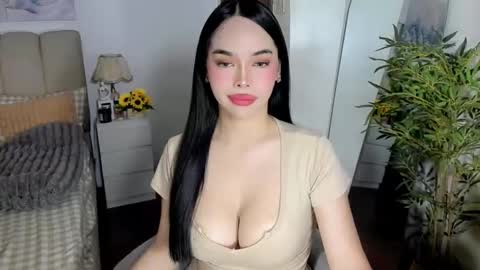 Graciella online show from 04/15/26, 07:59