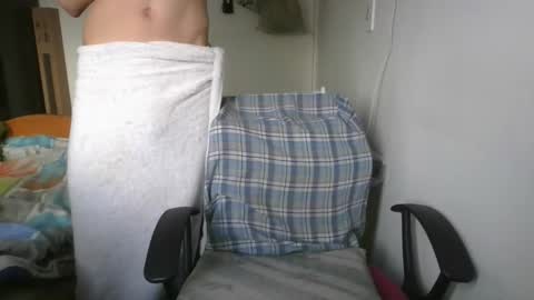 Snapshot of tsuki0308 chatting on 12/30/24, 01:36 tsuki0308 online show from 12/30/24, 01:36