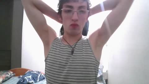 Snapshot of tsuki0308 chatting on 01/16/25, 05:11 tsuki0308 online show from 01/16/25, 05:11