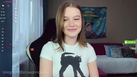 Snapshot of tsukuemi_no_mikoto chatting on 09/16/25, 03:29 Sonya on vacation until online show from 09/16/25, 03:29