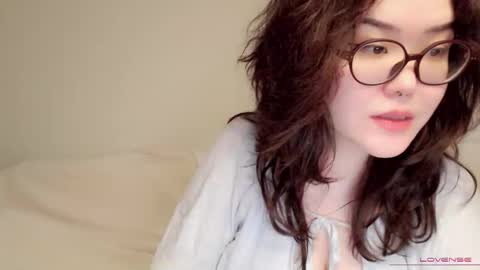 Snapshot of tsunade_chan chatting on 09/30/25, 05:12 Kaya online show from 09/30/25, 05:12