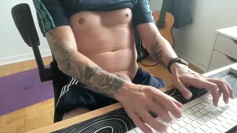 TT Boy2000 online show from 09/10/25, 03:23