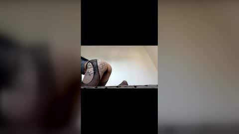 tufelicidadprimero1 online show from 11/25/25, 11:43