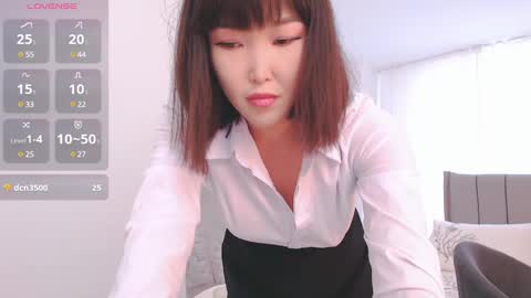 TumiLio online show from 12/15/24, 08:08