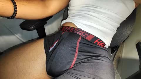 Snapshot of turealmoreno chatting on 10/28/25, 03:10 Taki online show from 10/28/25, 03:10