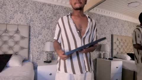 Turner online show from 04/07/26, 12:05