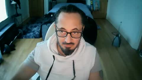 tuscan_taurus online show from 04/23/26, 10:25