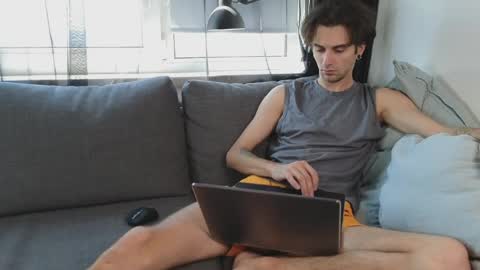 Tony Tusugo online show from 06/09/26, 11:00