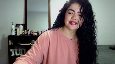 tuti online show from 01/12/26, 02:39