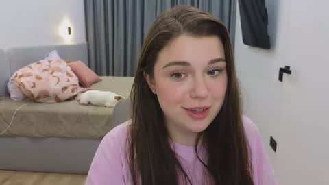 Ariana online show from 02/14/25, 12:30