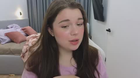 Ariana online show from 03/09/25, 09:25