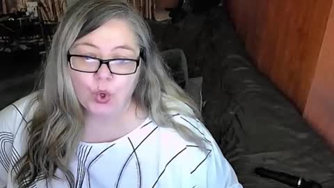 Lana online show from 03/03/25, 08:16