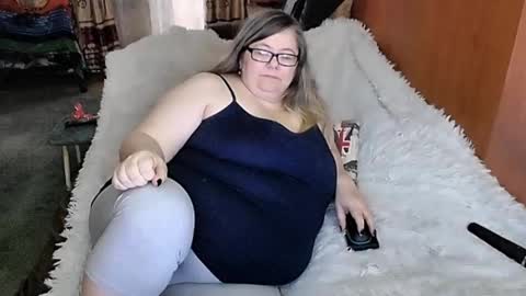 Lana online show from 03/11/25, 07:48