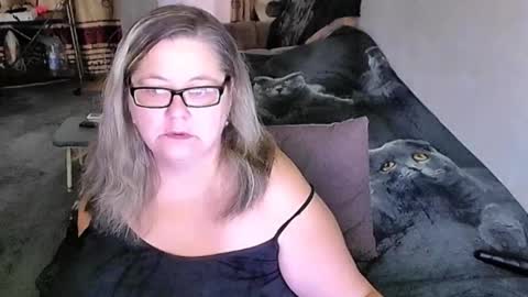 Lana online show from 01/13/26, 02:17