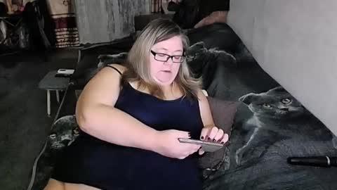 Lana online show from 02/22/26, 12:01