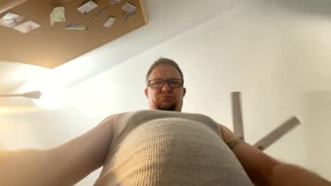 Snapshot of tweeter74 chatting on 12/01/24, 09:26 Tweeter74 online show from 12/01/24, 09:26