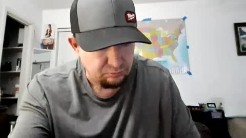 Snapshot of tweeter74 chatting on 12/18/24, 12:21 Tweeter74 online show from 12/18/24, 12:21