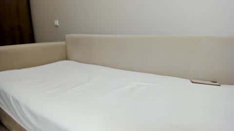 new hot online show from 09/20/25, 05:14