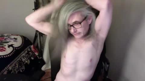 twigslet online show from 04/15/26, 02:07