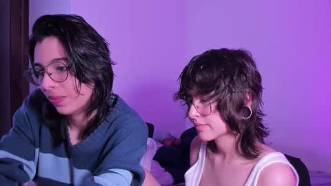 Snapshot of twilightmuses chatting on 11/15/25, 10:15 Eve Lili online show from 11/15/25, 10:15