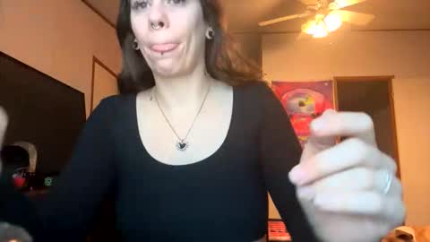 twinflamekitten online show from 12/02/25, 05:52