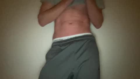 Snapshot of twink27844711 chatting on 12/17/24, 09:16 twink27844711 online show from 12/17/24, 09:16