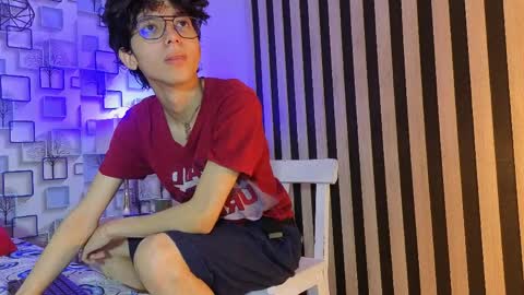 Snapshot of twink_sebas7 chatting on 04/09/26, 12:10 Sebastin online show from 04/09/26, 12:10