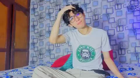 Snapshot of twink_sebas7 chatting on 04/12/26, 12:10 Sebastin online show from 04/12/26, 12:10